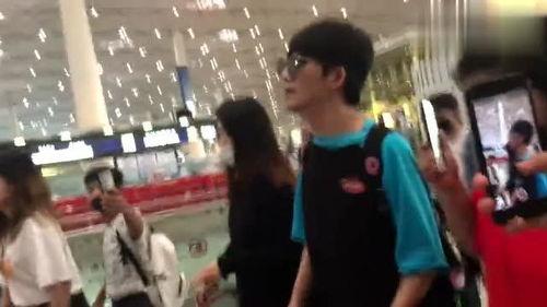 大张伟机场爆料视频,揭秘娱乐圈幕后故事